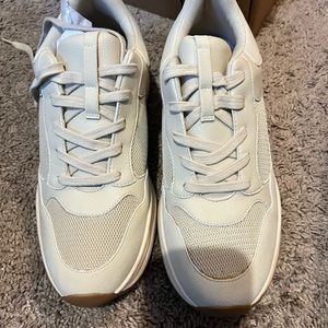 Abercrombie sneakers